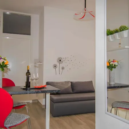 Apartment Lina